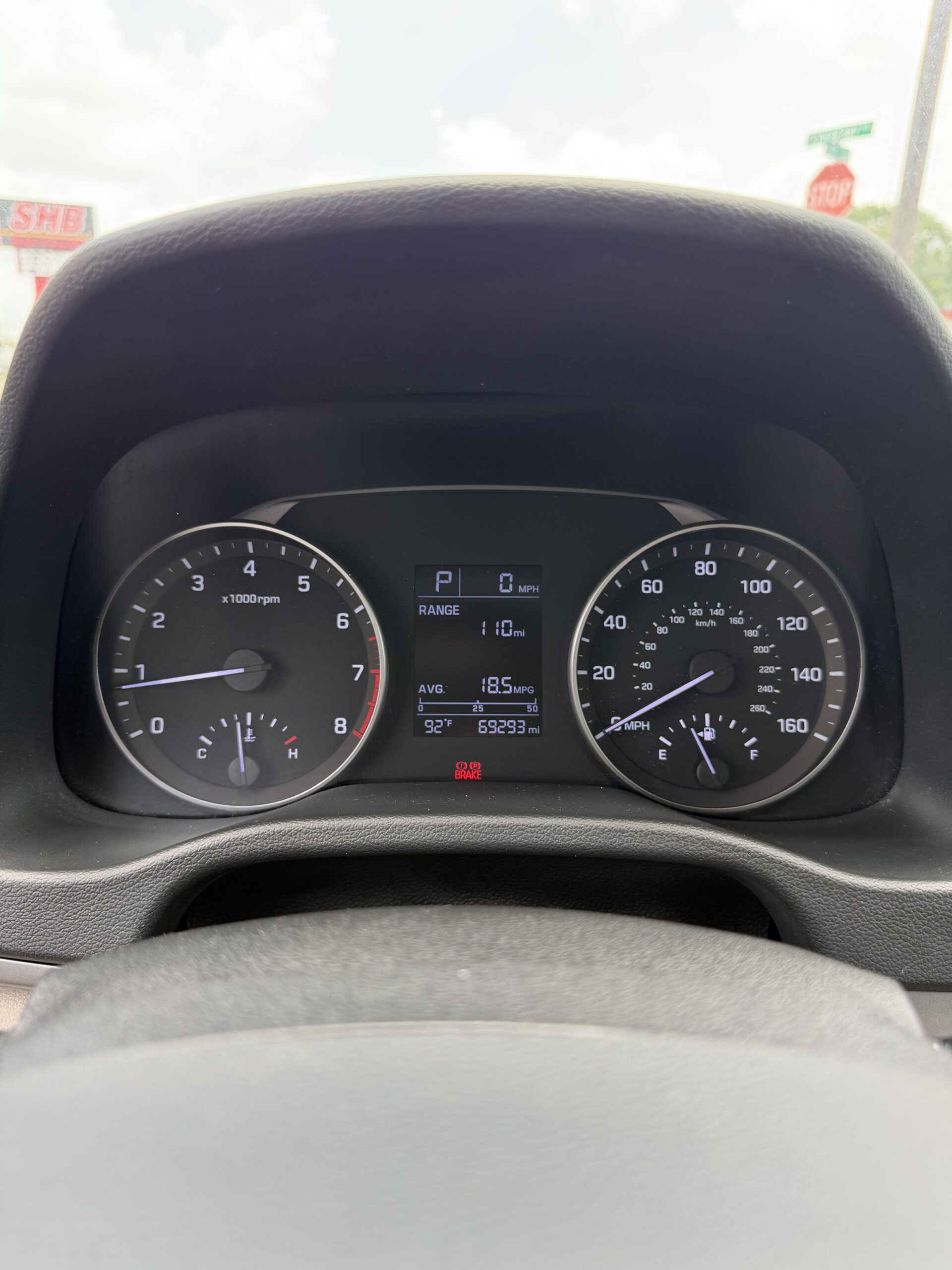 
								2017 Hyundai Elantra SE Sedan 4D full									