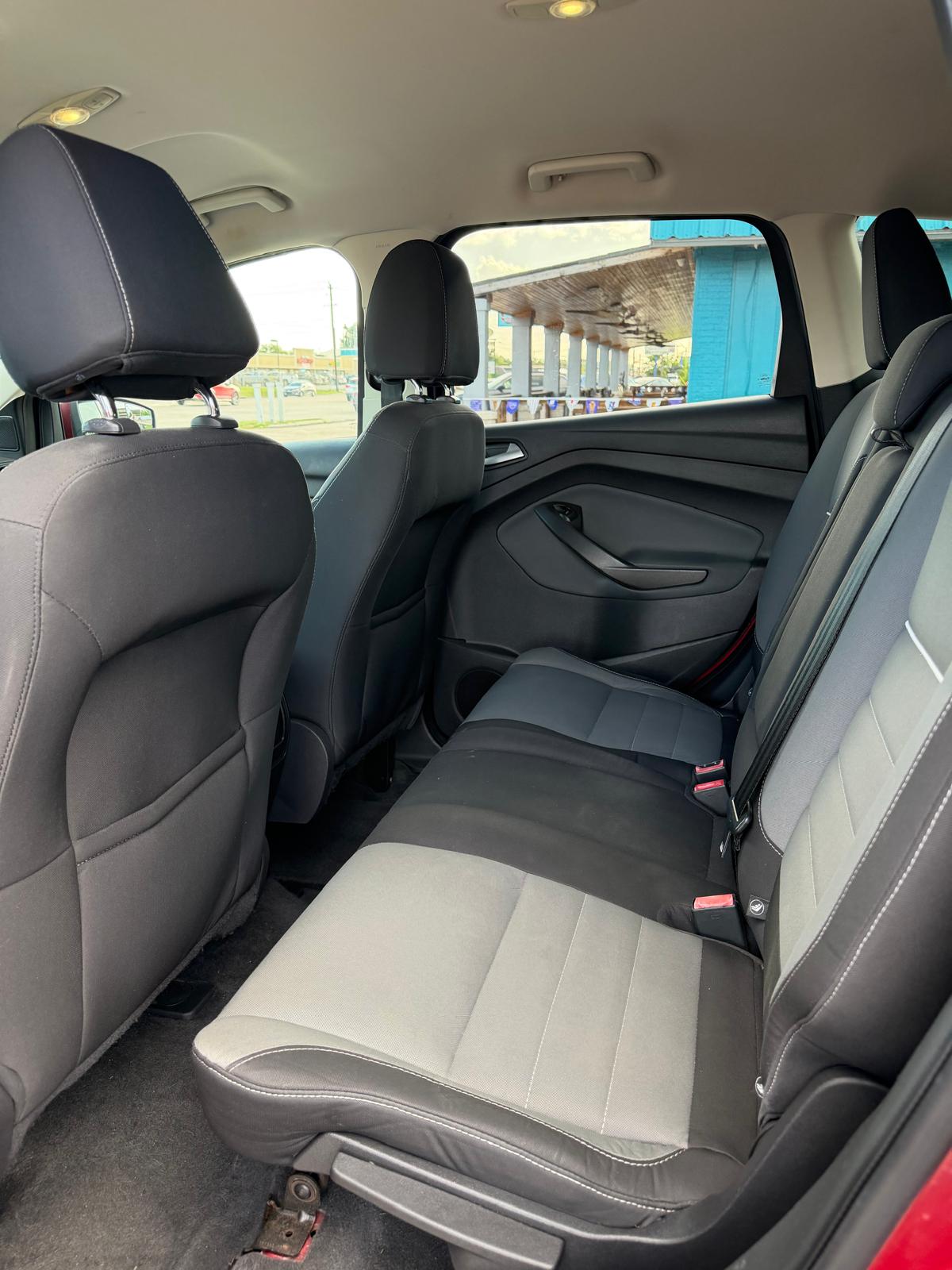 
								2013 Ford Escape SE Sport Utility 4D full									