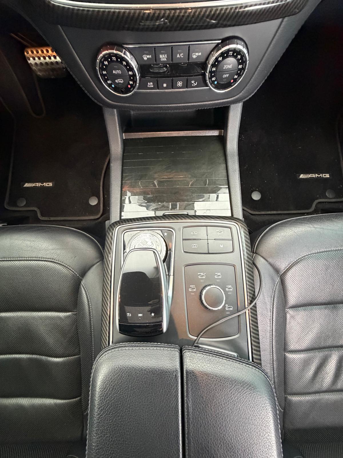 
								2017 Mercedes-Benz Mercedes-AMG GLE GLE 43 Sport Utility 4D full									