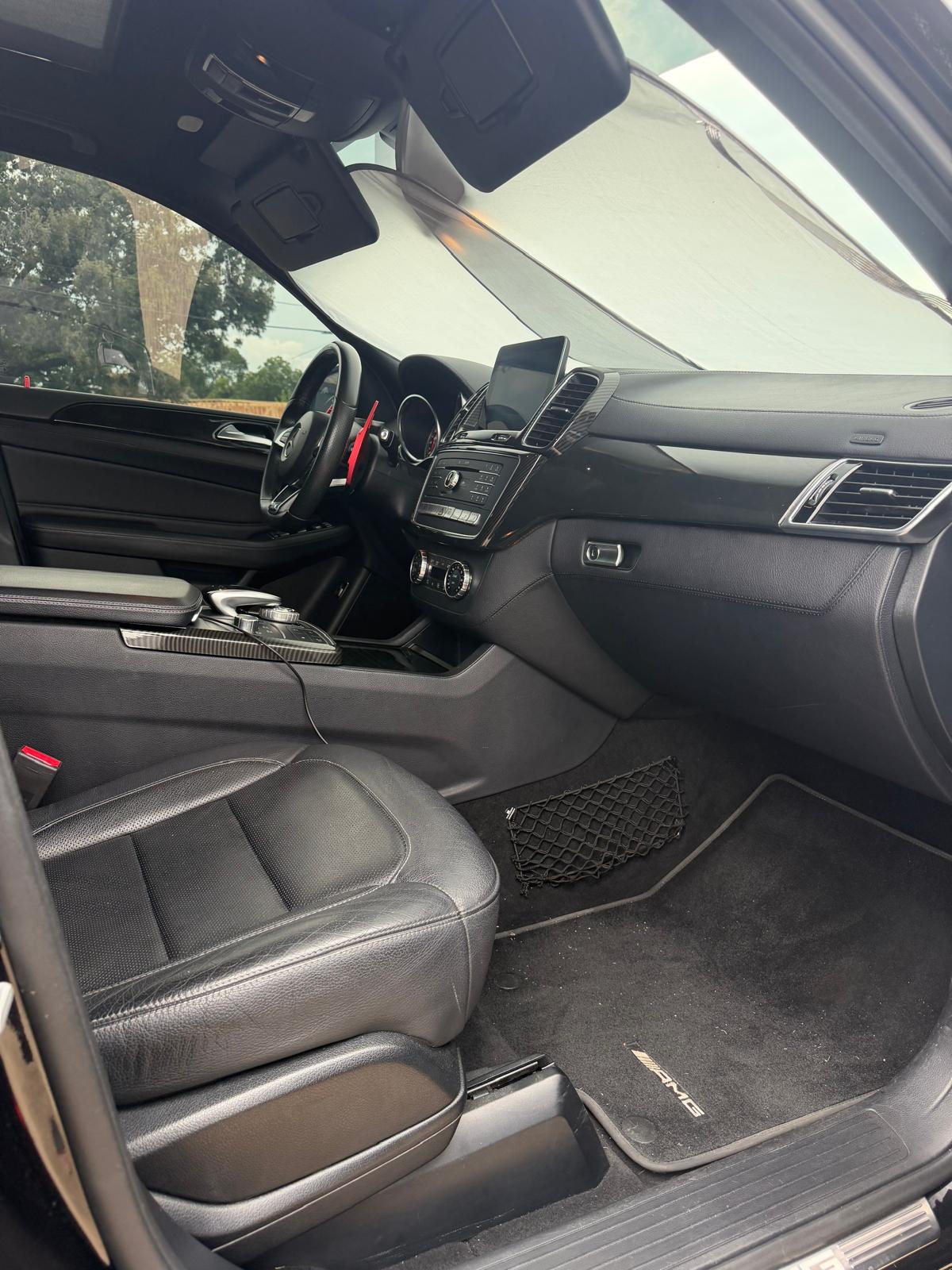 
								2017 Mercedes-Benz Mercedes-AMG GLE GLE 43 Sport Utility 4D full									