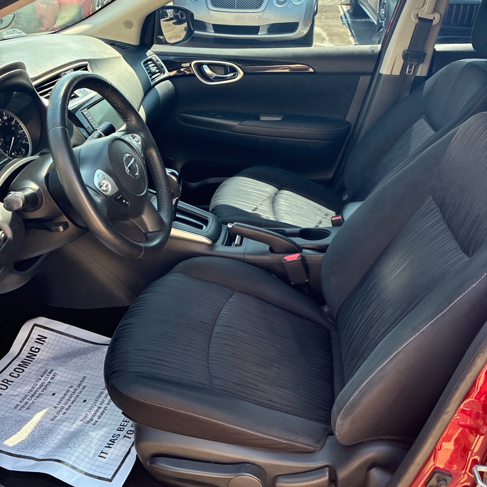 
								2019 Nissan Sentra SV Sedan 4D full									