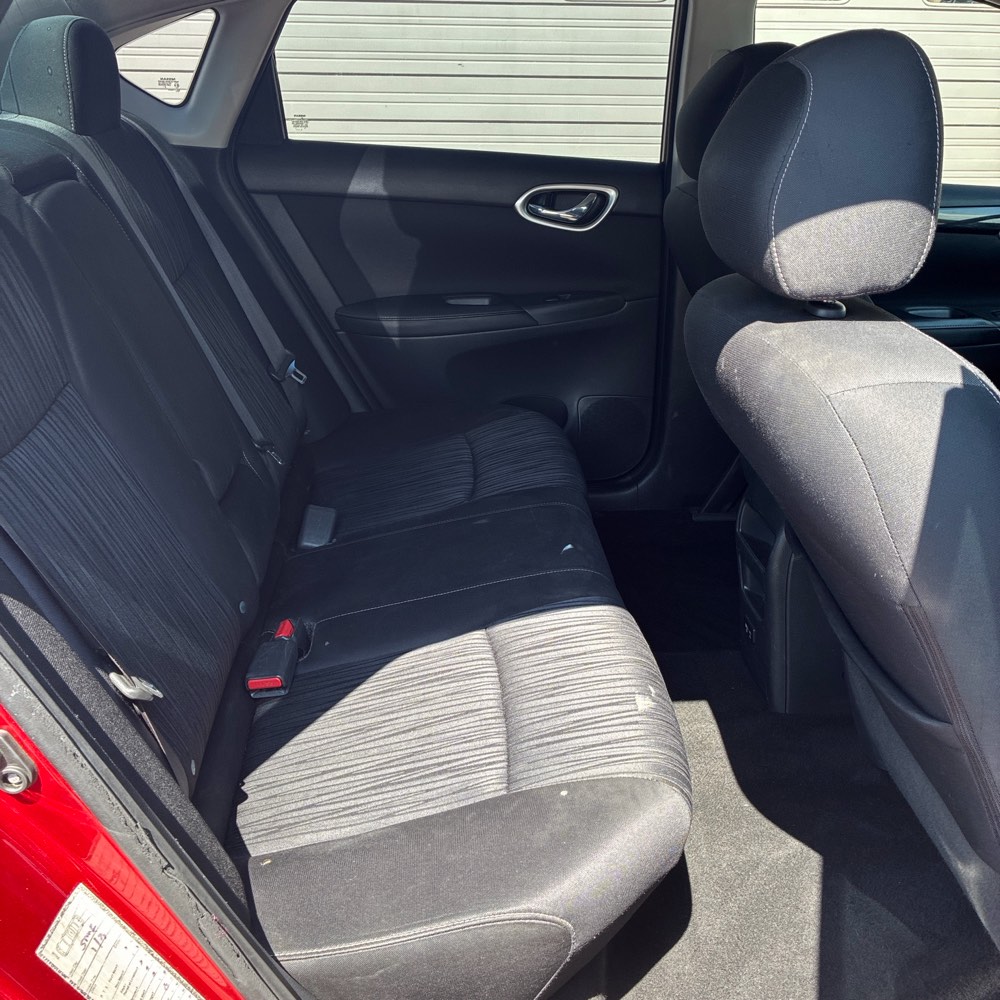 
								2019 Nissan Sentra SV Sedan 4D full									